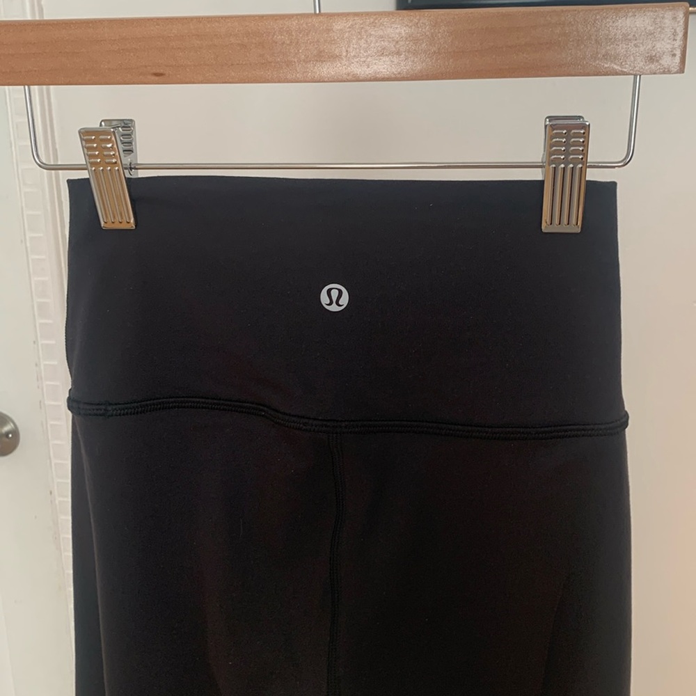 Lululemon Wunder Under Leggings size 2